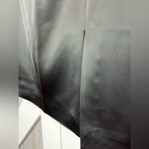 B6.14 White House Black Market Comfort Stretch Pencil Split Skirt 2 • 22” L - Picture 4 of 6